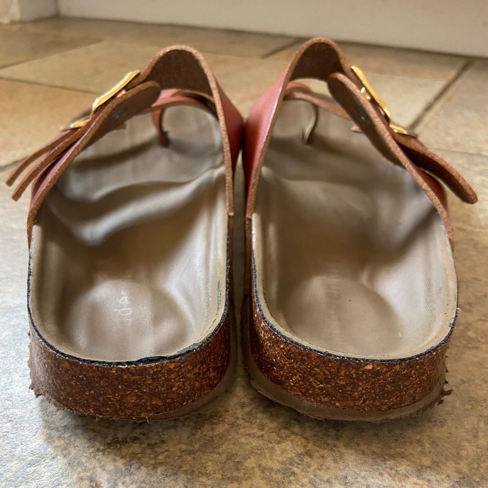 Madden Girl Bryceee Women’s Cognac Brown Padded Footbed Sandals Size 7.5 - Picture 3 of 4